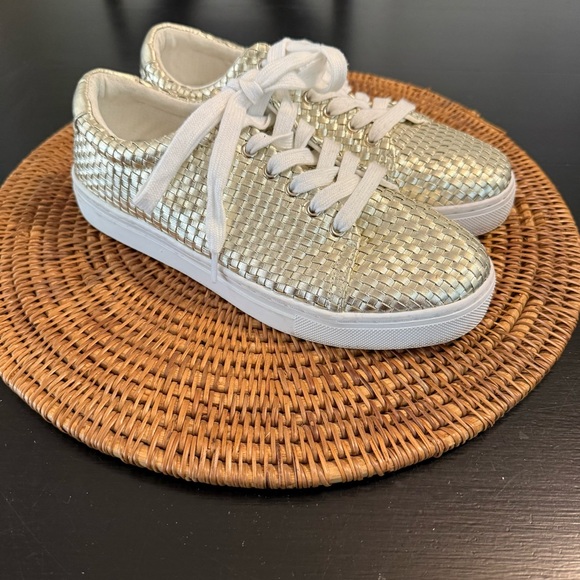 Issac Mizrahi Sneakers - Picture 1 of 7
